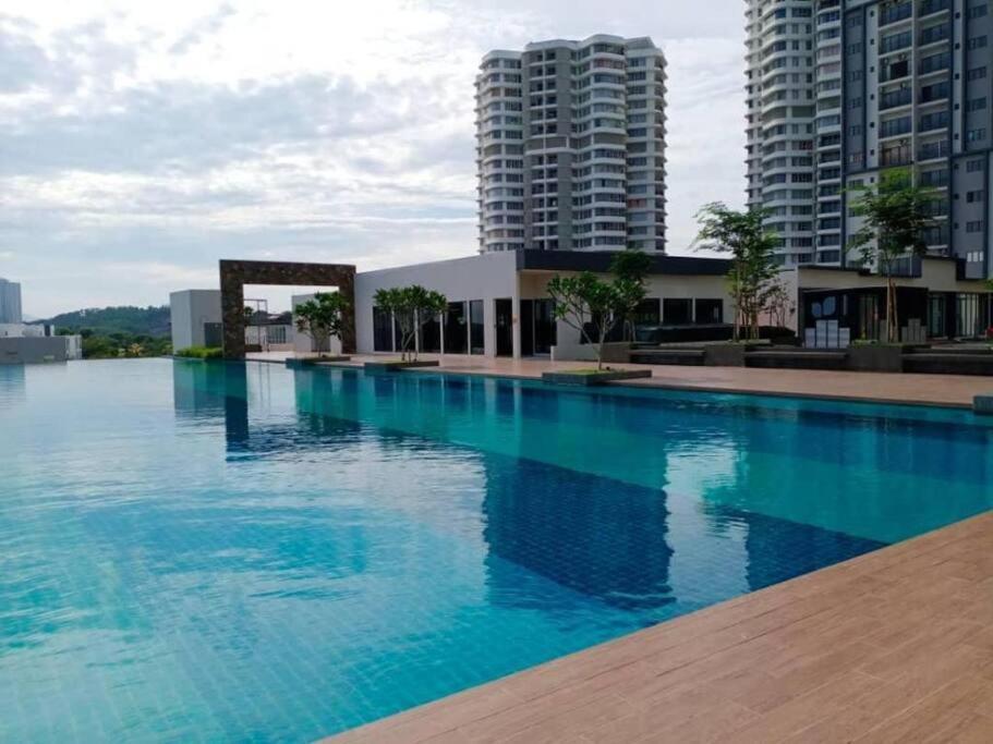 H&H Lovely Homestay In Nilai Exteriör bild