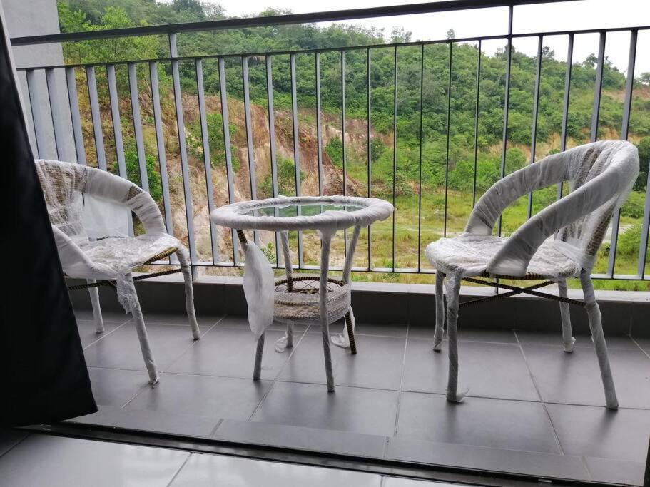 H&H Lovely Homestay In Nilai Exteriör bild